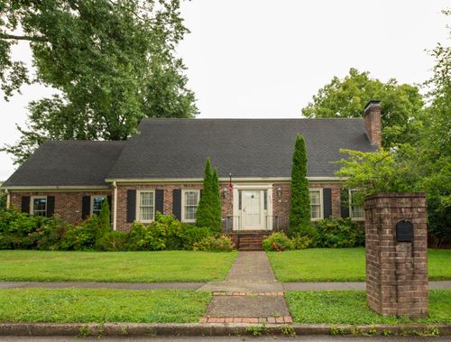 2092 Bridgeport Dr, Lexington, KY, 40502-2616 | Card Image