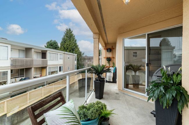201 - 1255 Best Street, Condo with 2 bedrooms, 2 bathrooms and 1 parking in White Rock BC | Image 24