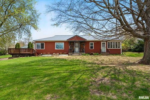 1118 Cedar St, Tipton, IA, 52772-1138 | Card Image