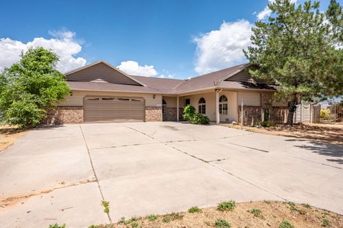 3996 W 250 N, Cedar City, UT, 84720-8150 | Card Image