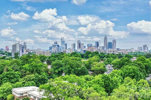 304-409 Queens Rd, Charlotte, NC, 28207-1435 | Card Image