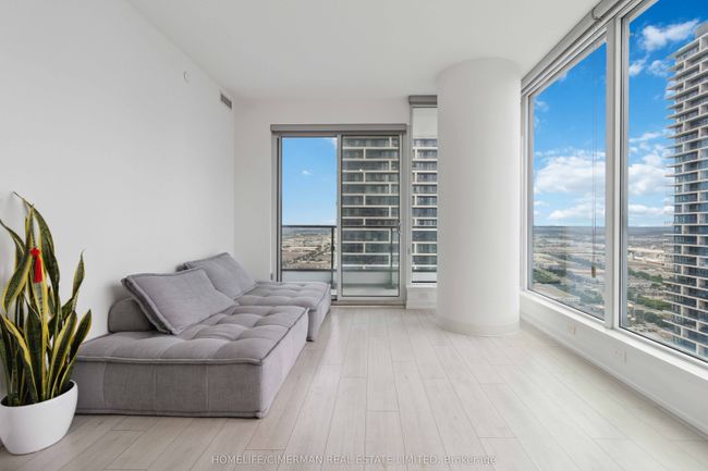 4502 - 5 Buttermill Ave, Condo with 3 bedrooms, 2 bathrooms and null parking in Vaughan ON | Image 7