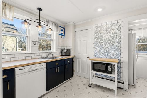 63 Dewey Ave, Whitman, MA, 02382-1406 | Card Image