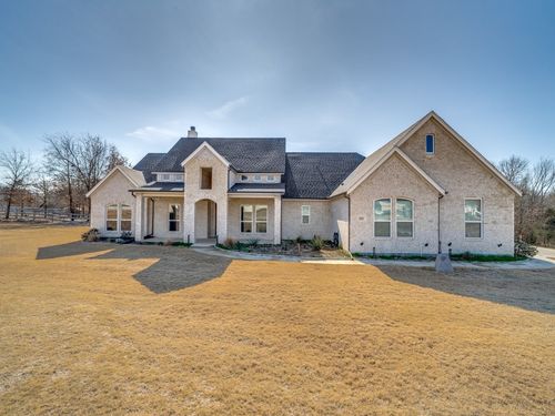 2021 Dolly Dr, Weatherford, TX, 76088-7055 | Card Image