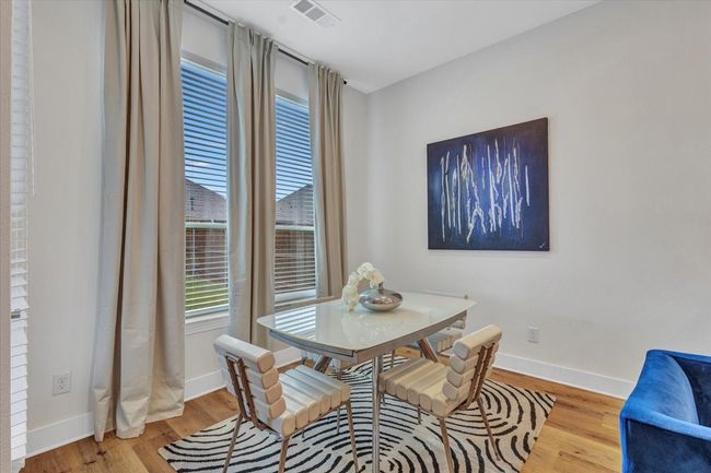 Your cozy breakfast nook for your family meals. | Image 12