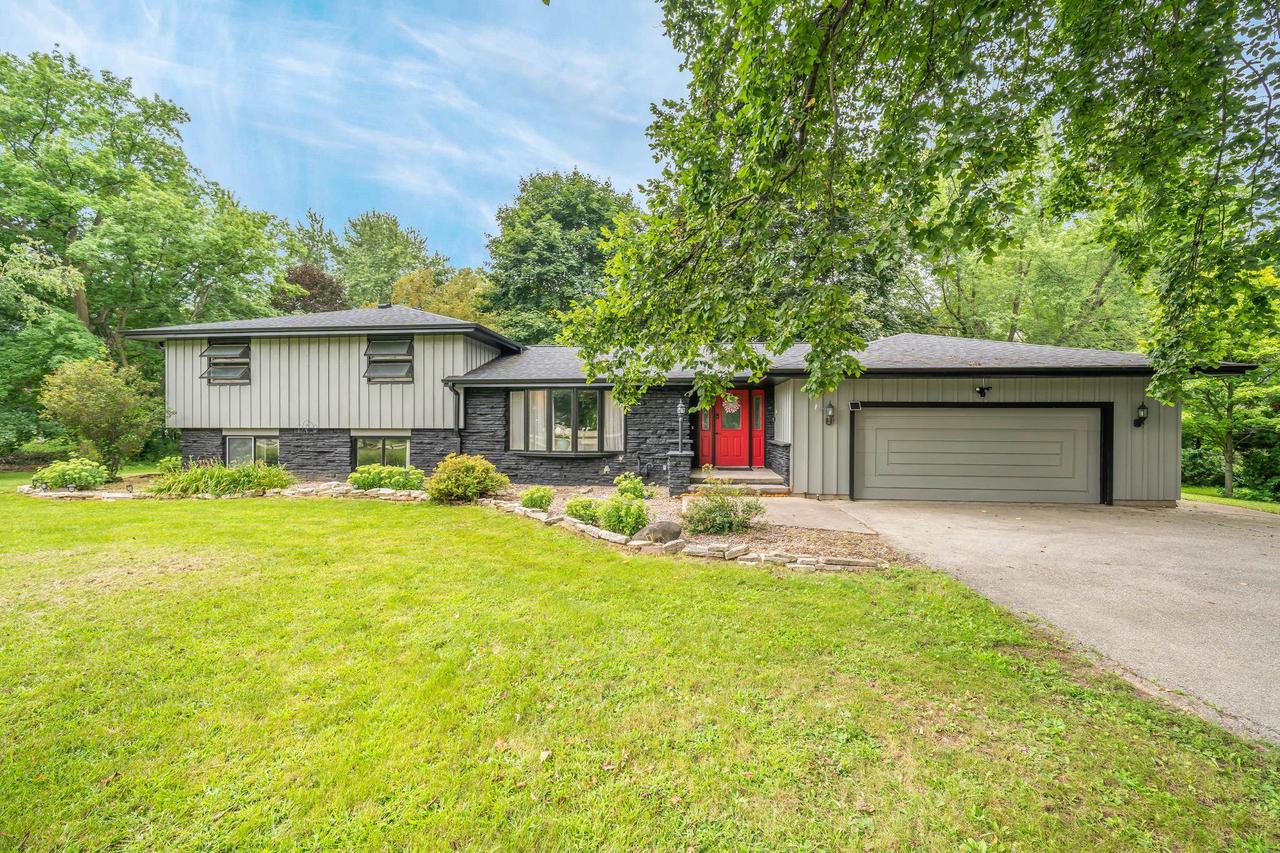 Greenwood Rd, Greenville, WI 54942
