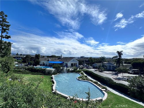 ph37-102 Scholz Plz, Newport Beach, CA, 92663-2659 | Card Image