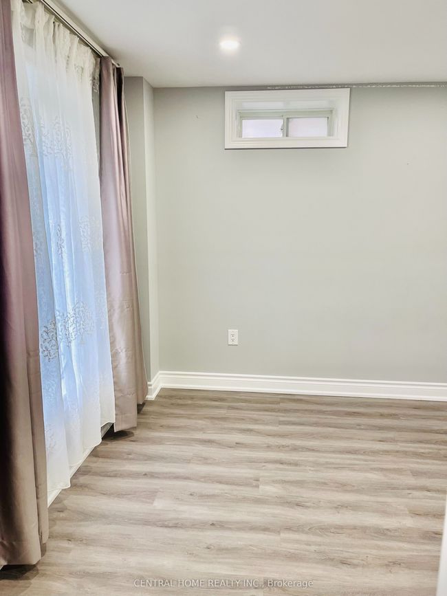 BSMTAPT - 46 Briarfield Ave, House other with 2 bedrooms, 2 bathrooms and 1 parking in East Gwillimbury ON | Image 7
