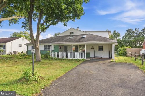 3036 Stoney Creek Rd, NORRISTOWN, PA, 19401-1369 | Card Image