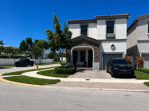 641 Ne 191st St, Miami, FL, 33179-3917 | Card Image