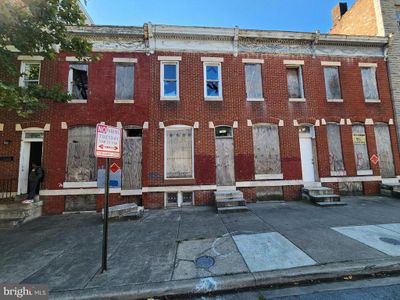 1907 Hollins Street, Townhouse with 3 bedrooms, 1 bathrooms and null parking in BALTIMORE MD | Image 1