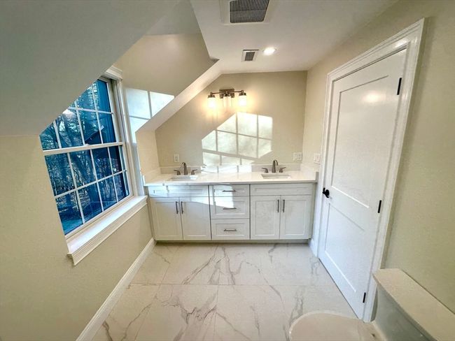 6 Lovis Ave, House other with 4 bedrooms, 3 bathrooms and 6 parking in Wakefield MA | Image 27