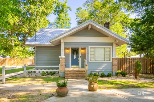 220 W Spruce Ave, Foley, AL, 36535-2306 | Card Image