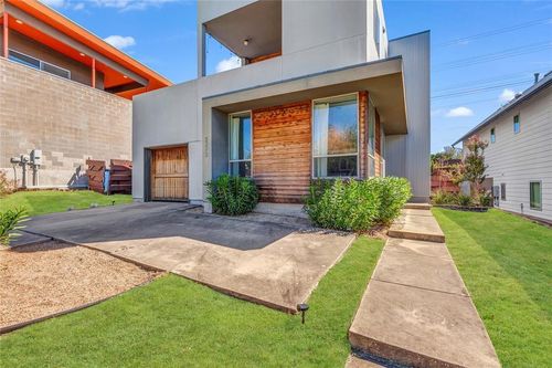 5325 Sendero Hills Pkwy, Austin, TX, 78724-6148 | Card Image