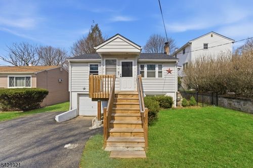 537 Rogers Dr, Landing, NJ, 07850-1634 | Card Image