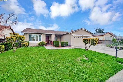 2716 Killdeer Ct, Union City, CA, 94587-3138 | Card Image