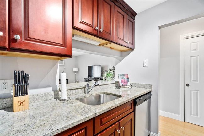 APT-203 - 90 Eastern Ave, Condo with 1 bedrooms, 1 bathrooms and null parking in Manchester NH | Image 6