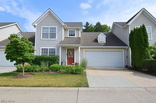 5546 Saint Thomas Ln, Madison, OH, 44057-1799 | Card Image