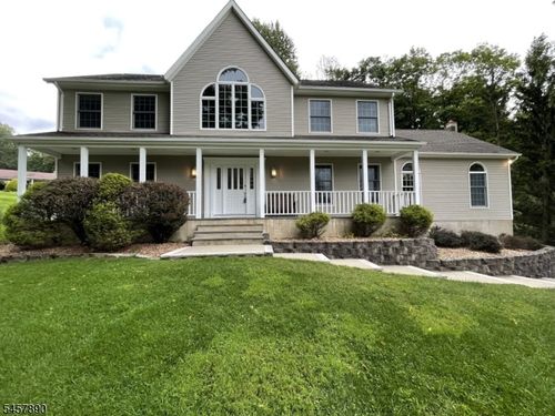 2 Echo Ln, Randolph, NJ, 07869-3335 | Card Image