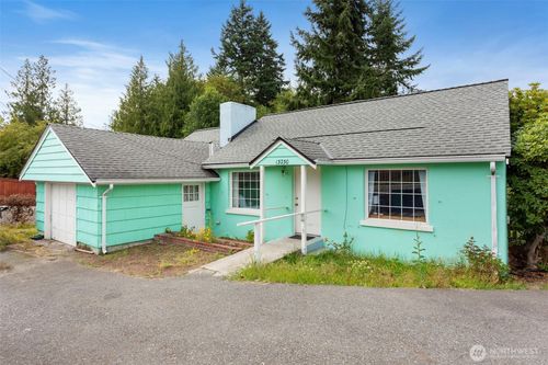 13230 Beverly Park Rd, Mukilteo, WA, 98275-5921 | Card Image