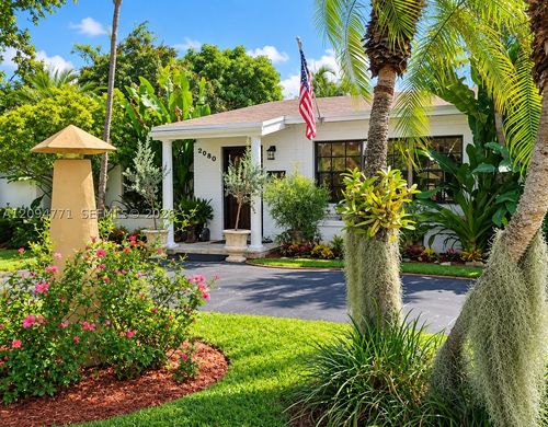 2080 Keystone, North Miami, FL, 33181 | Card Image
