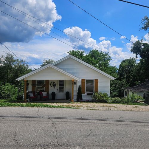 81 Highland Park Dr, Williamsburg, KY, 40769-2070 | Card Image