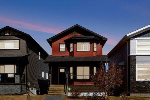 704 Athabasca Avenue, Home with 4 bedrooms, 3 bathrooms and 2 parking in Fort Mcmurray AB | Card Image
