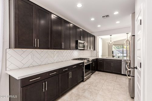 13500 N 174th Ln, Surprise, AZ, 85388-3196 | Card Image