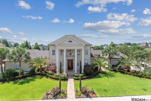 6752 Fountain Ln, Baton Rouge, LA, 70809-1041 | Card Image