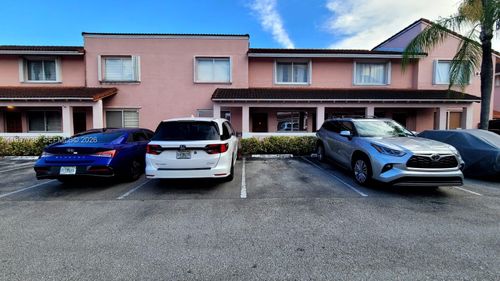 apt-103-8017 Lake Dr, Doral, FL, 33166-7851 | Card Image