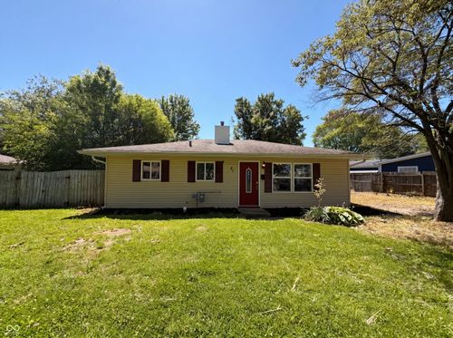 217 Crestwood Dr, New Whiteland, IN, 46184-1330 | Card Image