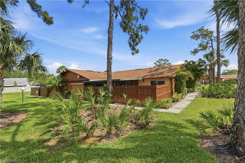 5563 Foxlake Dr, NORTH FORT MYERS, FL, 33917-5602 | Card Image