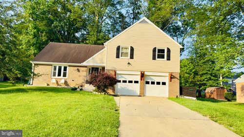 12716 Macduff Dr, FORT WASHINGTON, MD, 20744-6464 | Card Image