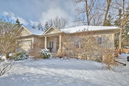 117 Burleigh Rd N, Ridgeway, ON, L0S1N0 | Card Image