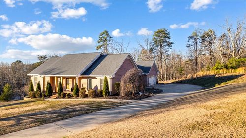 1285 Smithdale Heights Dr, Cumming, GA, 30040-7807 | Card Image