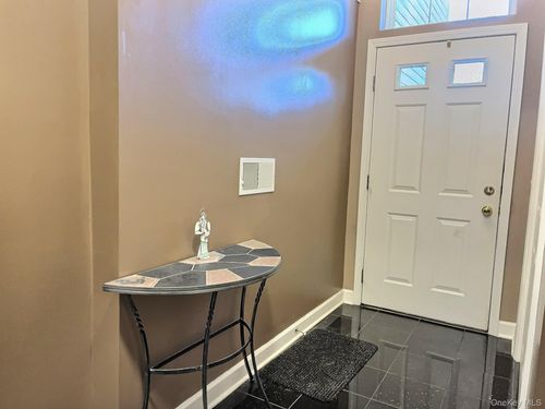 5004 Boulder Way, Wappingers Falls, NY, 12590-7529 | Card Image