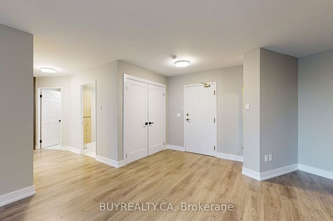 218 - 7905 Bayview Ave, Condo with 3 bedrooms, 3 bathrooms and 1 parking in Thornhill ON | Image 4