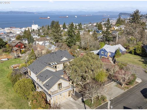 1175 11th St, Astoria, OR, 97103-4137 | Card Image