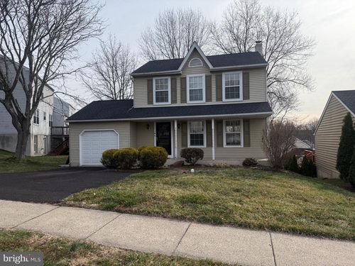 450 Dorchester Ln, PERKASIE, PA, 18944-1883 | Card Image