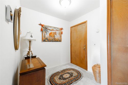 apt-43-8597 Mathias Dr, Grosse Ile, MI, 48138-1792 | Card Image