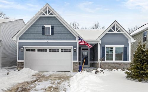 6194 James Dr, Lorain, OH, 44053-4375 | Card Image