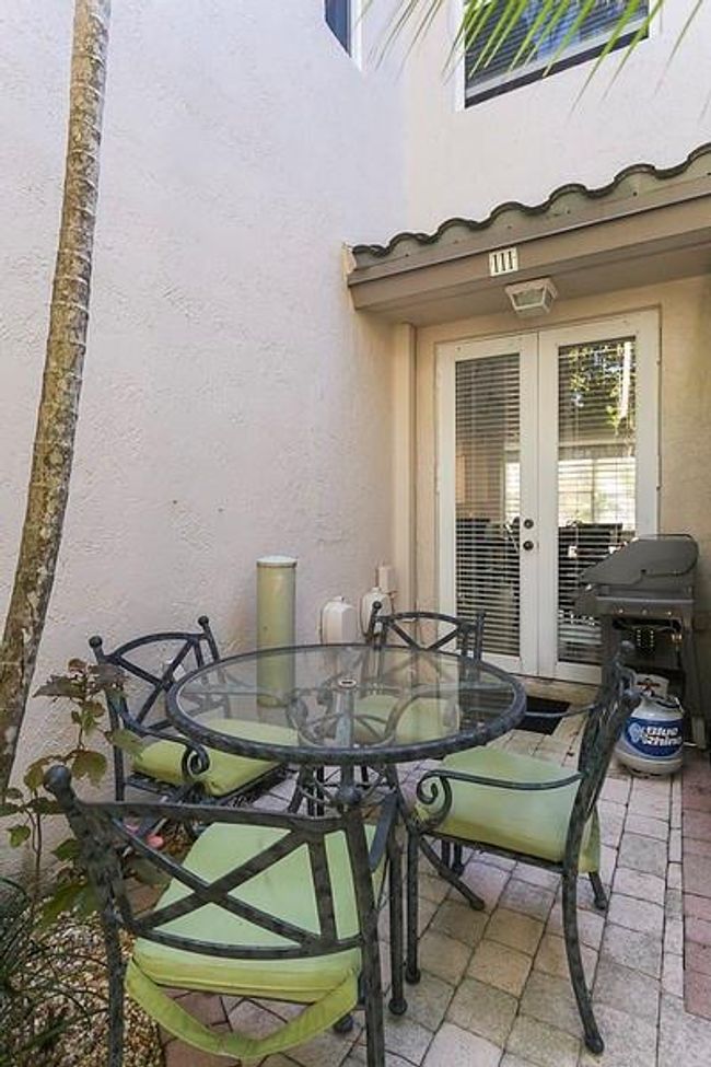 Patio off Dining | Image 13