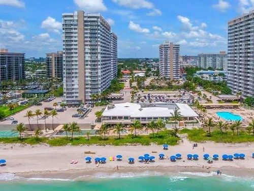 8d-1980 S Ocean Dr, Hallandale Beach, FL, 33009-5935 | Card Image