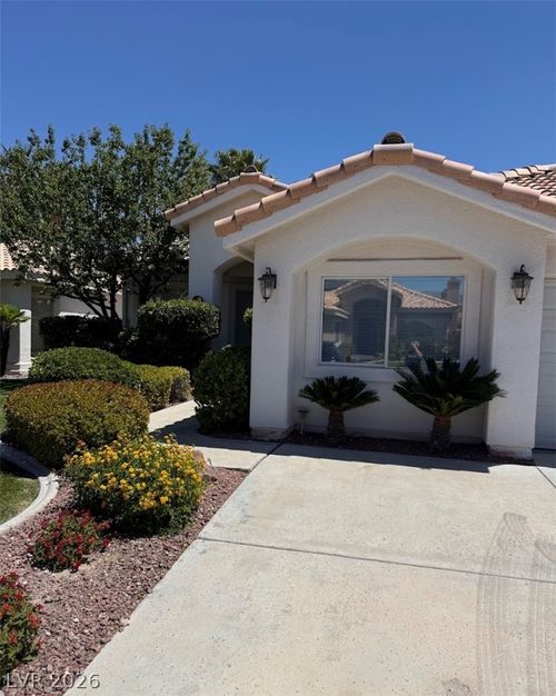 1612 Hidden Spring Dr, Las Vegas, NV, 89117-5427 | Card Image
