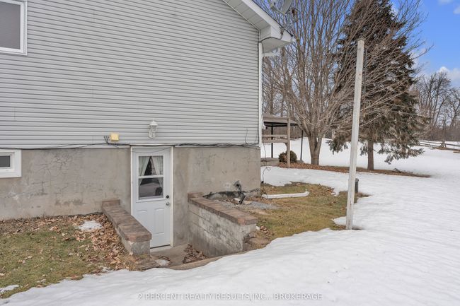 4953 Bradford Rd, House other with 2 bedrooms, 2 bathrooms and 10 parking in Harrowsmith ON | Image 35