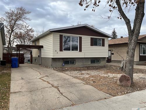 62 Andrews Cres, Regina, SK, S4R7X7 | Card Image