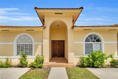 7717 W 30th Ln, House other with 3 bedrooms, 2 bathrooms and null parking in Hialeah FL | Image 1