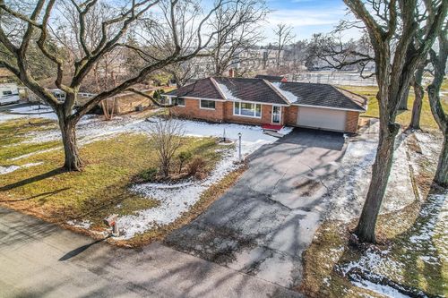 21W051 Woodview Dr, Itasca, IL, 60143-1918 | Card Image