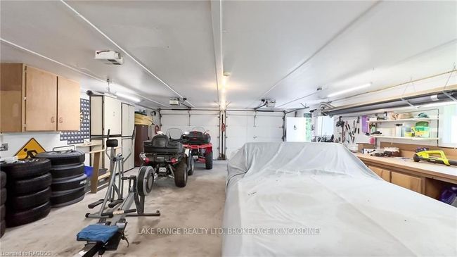 129 Huron Rd, House other with 3 bedrooms, 3 bathrooms and 5 parking in Kincardine ON | Image 21