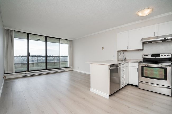 2603 - 3970 Carrigan Court, Condo with 2 bedrooms, 2 bathrooms and 1 parking in Burnaby BC | Image 6